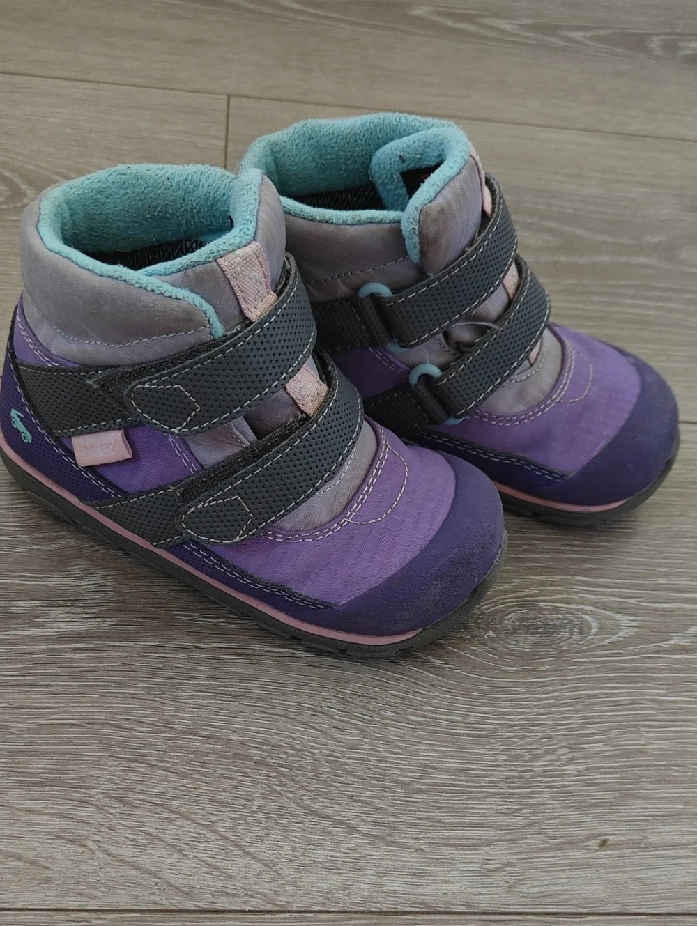 See Kai Run Toddler 9 Waterproof Insulated Winter Autumn Boots Purple